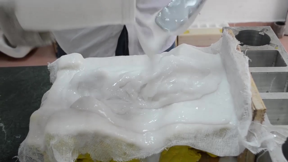 模具硅膠刷模如何使用，有什么需要注意的 ？