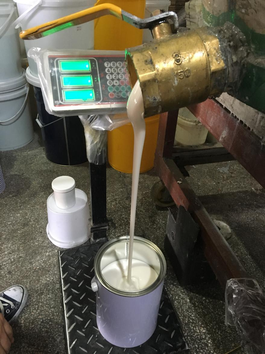 液態(tài)硅膠產(chǎn)品出現(xiàn)流紋路的原因是什么？
